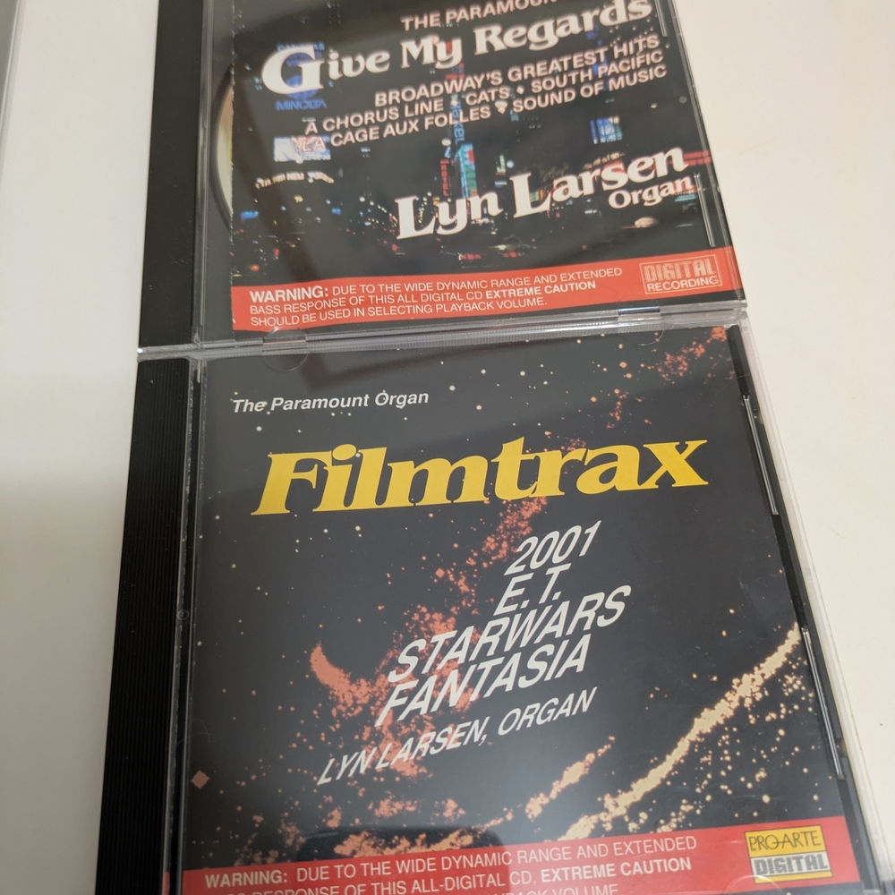 Booming Bass Lyn Larsen 2 CD Set, Starwars, Fantasia, Etc Majestic Organ Tracks